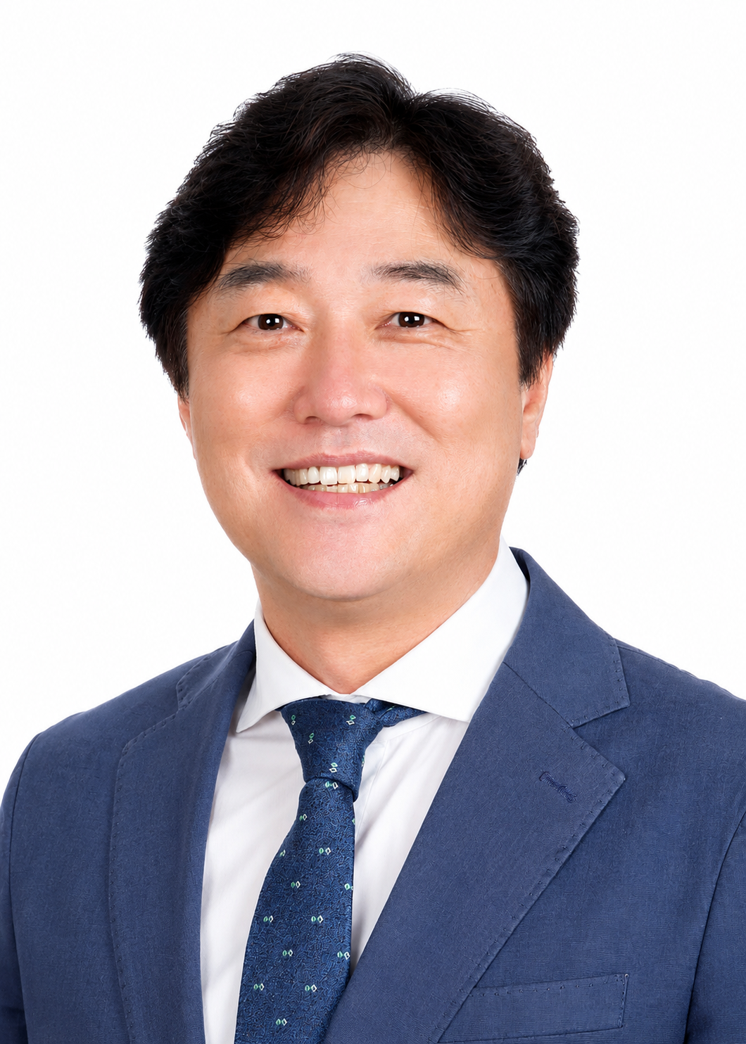 김동완